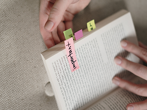 Reading with Post-it notes, I didn’t expect it to be so easy to use