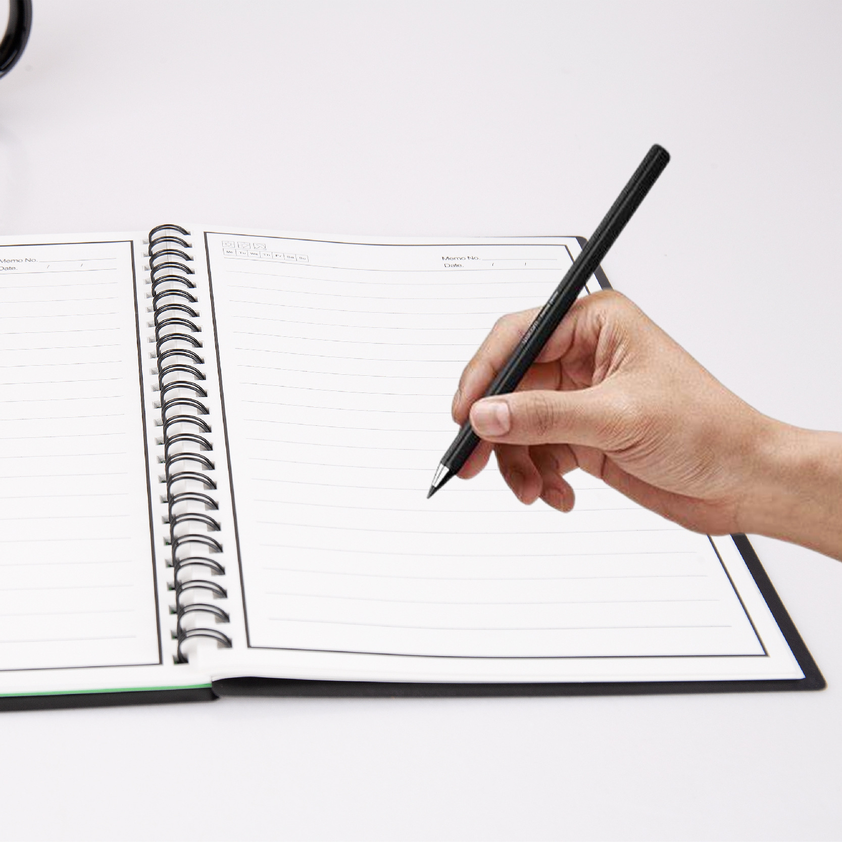 Waterproof & Reusable A5 Smart Notebook Set Scannable for Digital Use with Erasable Pen And Microfiber Wipe